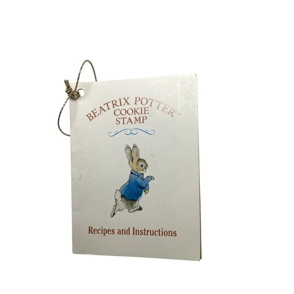 Beatrix Potter Benjamin Bunny Cookie Stamp Ceramic Figurine with Recipes 1997